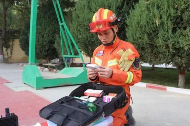 防汛物資|防洪物資廠家|防汛設(shè)備|防汛器材|應(yīng)急救援物資|防洪防汛應(yīng)急物資儲備|防汛應(yīng)急物資